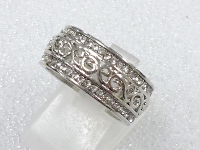 クリスタル　指輪(11.5号)